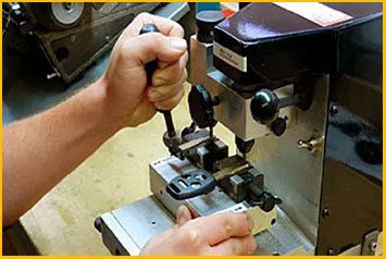 Advanced Lock & Key Shop,Co Lynn, MA 781-203-8059 - automotive-keys-cut